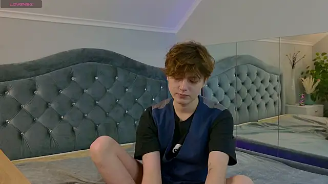 Mark_Ian_ Chat XXX live