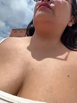 Angie_e 即時 XXX 聊天