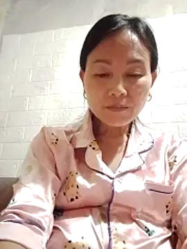 -Leio-56 网络视讯表演