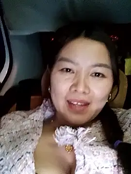 Jennie_dogy Show Webcam