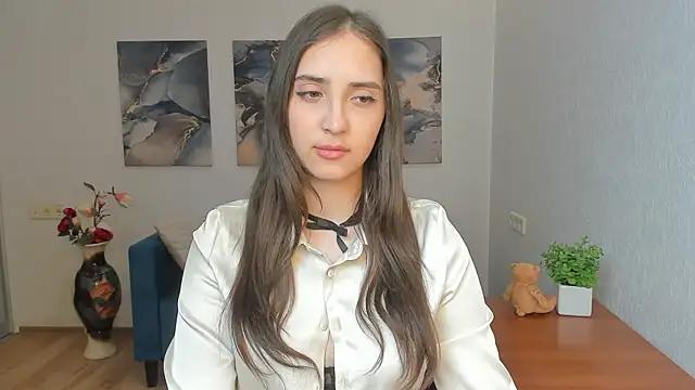 Show modela Effy_Royse na web-kameri