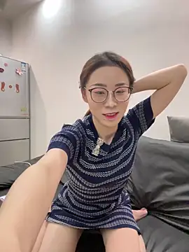 meimeibuguai 网络视讯表演