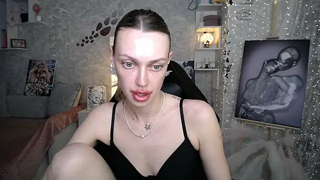 Czat XXX na żywo – NickyAdamidi