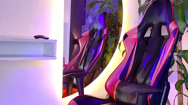 Safiro_Evans' Live XXX Chat