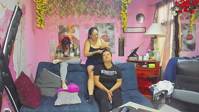 lesbiancuple Chat XXX live