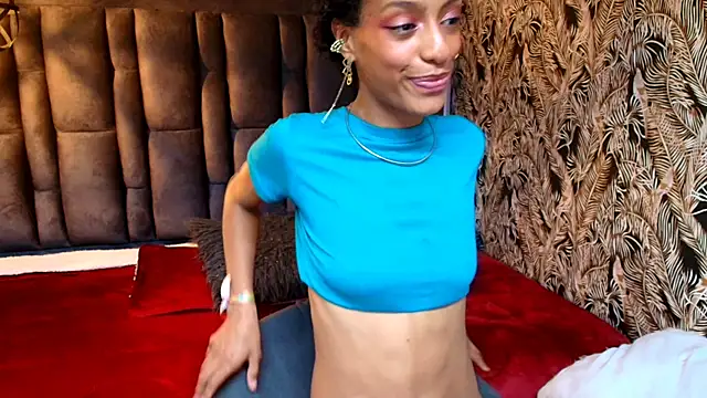 Chat XXX en directo de Zia_Green