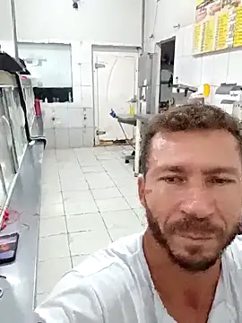 แชท XXX สดของ RobertoLuiz84