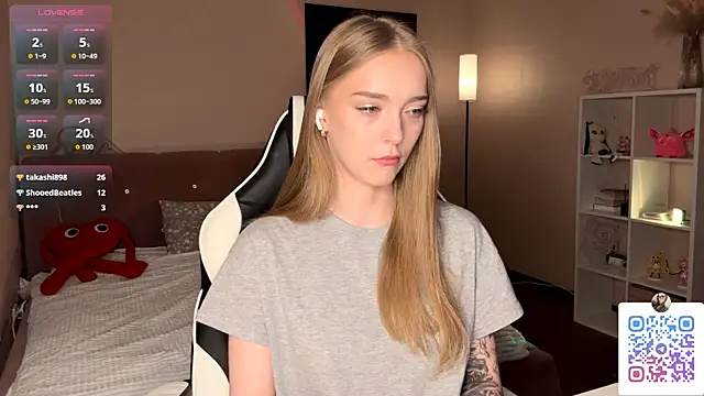 EvaPeace: απευθείας συνομιλία ΧΧΧ