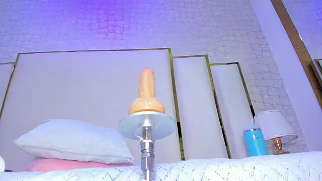 paola_rodriguez's Live XXX Chat