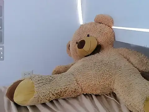 angelyn_ruizz – webcam-show