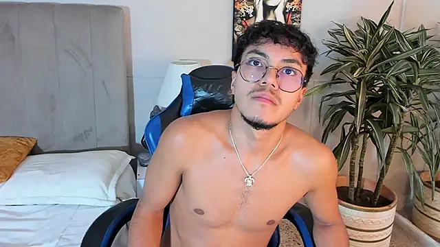 Онлайн чат XXX kai_storn