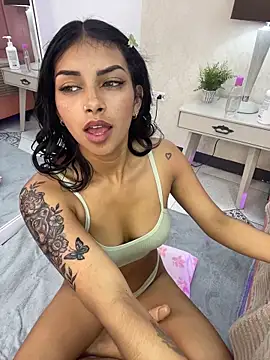 Rubi08_ Live XXX-Chat