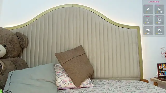 dalilasaadi_ Show in webcam