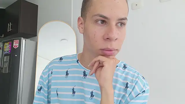 grey___27 在線直播表演