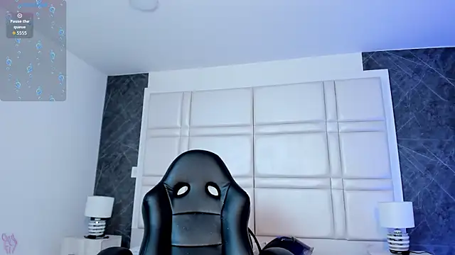 charlottewhitte 现场XXX聊天