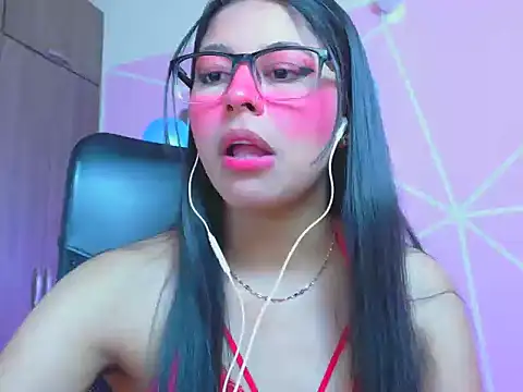 Živý XXX chat _ALLYSON18_