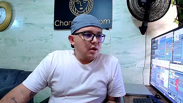 maximo_daddy's Webcam Show