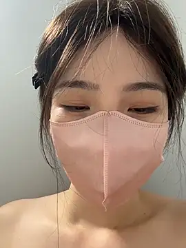 gougou13's Webcam Show