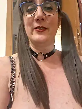 AliceLustInWonder Adlı Modelin Canlı XXX Sohbeti