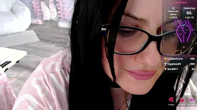 Chatroom XXX en direct de BellaStar84