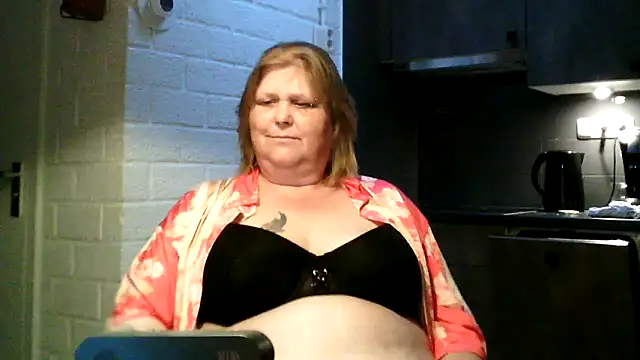 Sylviastar46 webcam show