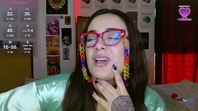 Nova-Satela Live XXX-chat