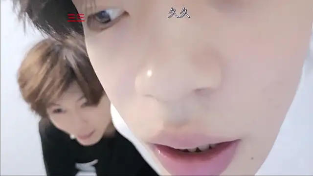 stripcha-798 Adlı Modelin Web Kamerası Şovu