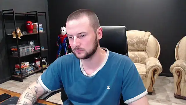 MihasikD's Live XXX Chat