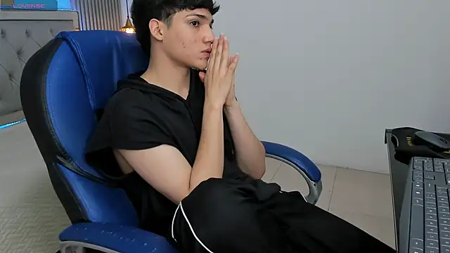 Онлайн чат XXX SamBlack_