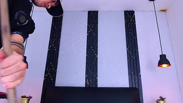 Онлайн чат XXX Feiccer_Castquer