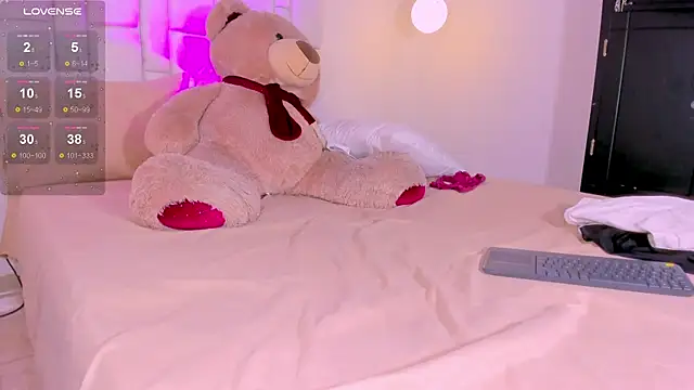 Chatroom XXX en direct de CodyTwink