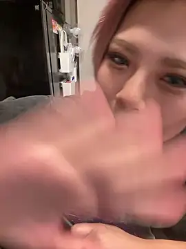 BADBITCHISAKI's Live XXX Chat