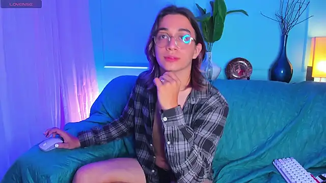 Keita_Moon লাইভ XXX চ্যাট