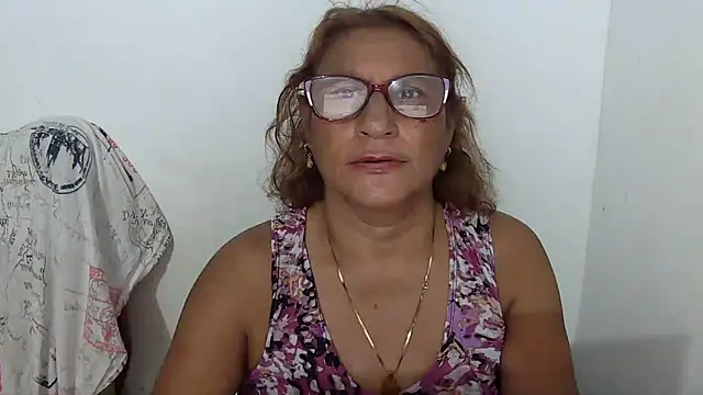 charrysexy1n Live XXX chat