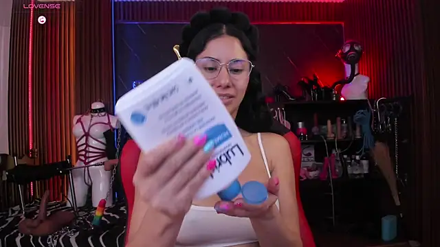 XiaQueen's Webcam Show