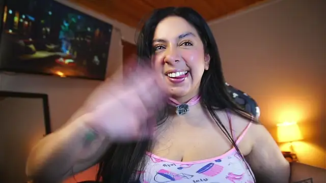 coraline_latin's Live XXX Chat