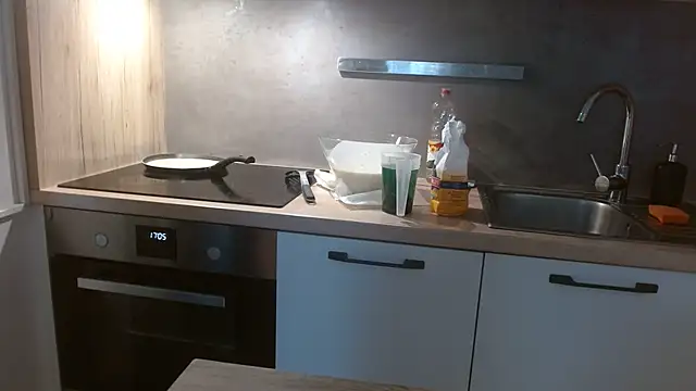 Squirtybaby0229 即時 XXX 聊天