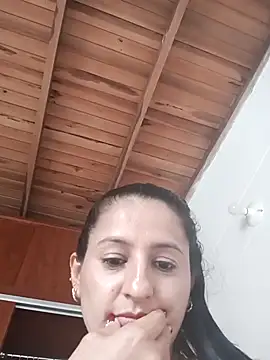 Salvaje_ambitious' Live XXX Chat