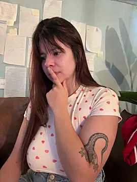 Canneela: απευθείας συνομιλία ΧΧΧ