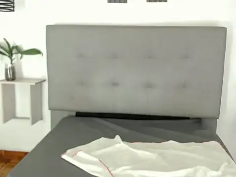 Chat XXX en directo de sora_jun