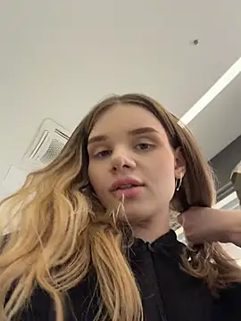 Show modela BARAVISHA na web-kameri