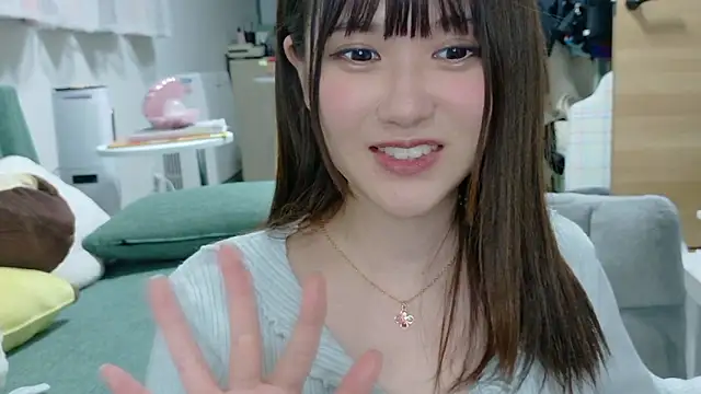 Nagi_oO Pertunjukan Webcam