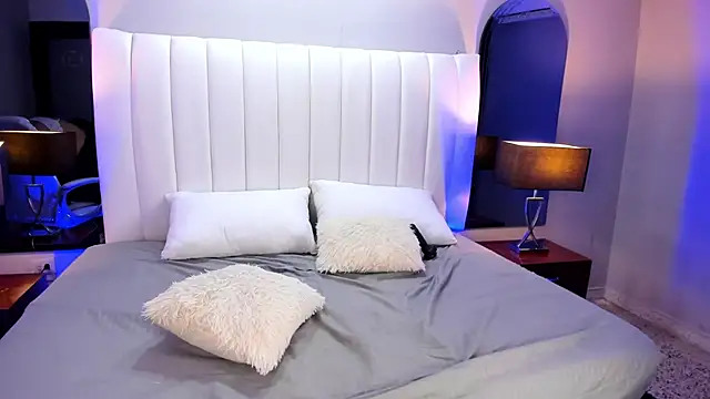 Chatroom XXX en direct de SiaRose