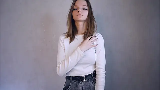 JanelleTeklu: διαδικτυακό σόου στην κάμερα