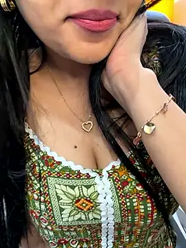 Czat XXX na żywo – escape_with_me