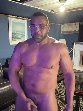 StrongP1738 Show in webcam