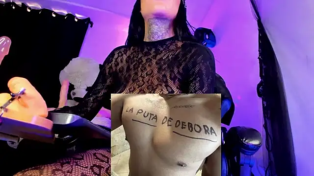 Chat XXX en directo de deborah_tatto