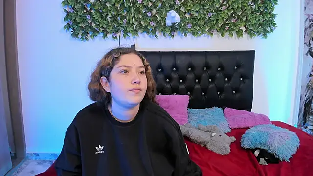 valeria_and_zoe: онлайн-секс-чат