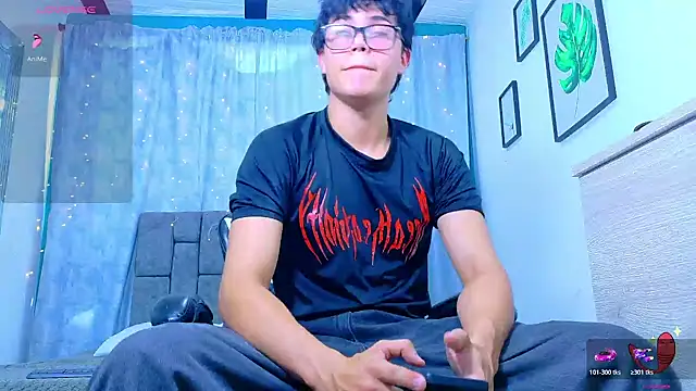 XXX chat uživo modela Dantekent