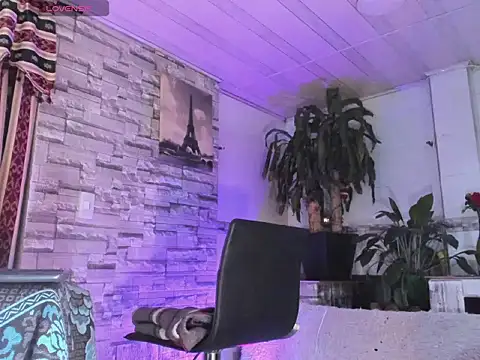 BeautyCatalella1 Show in webcam